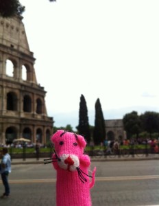 Paulchen at the Colosseum. 